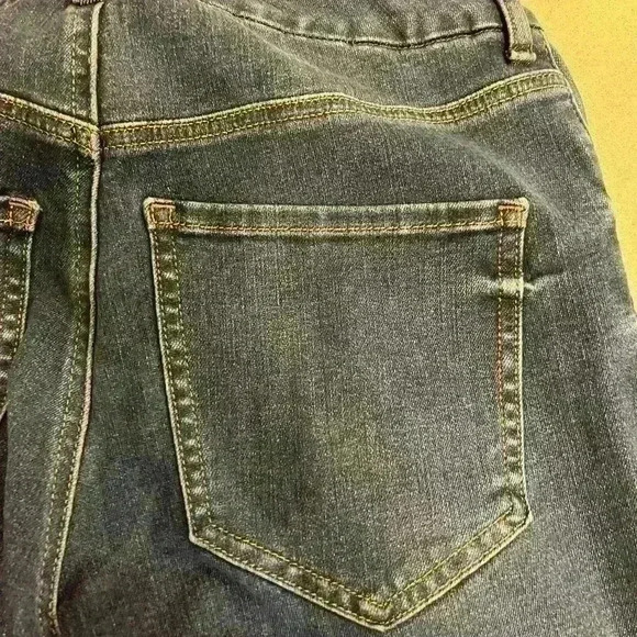 Express flare high waisted jeans distressed - Picture 10 of 15